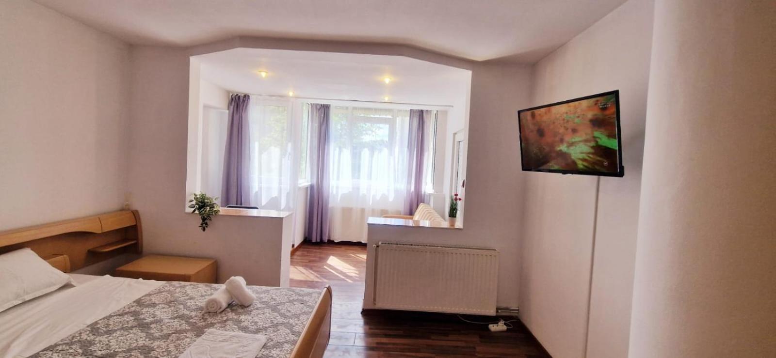Stephanie Apartment-Centru Civic Braşov Exteriör bild