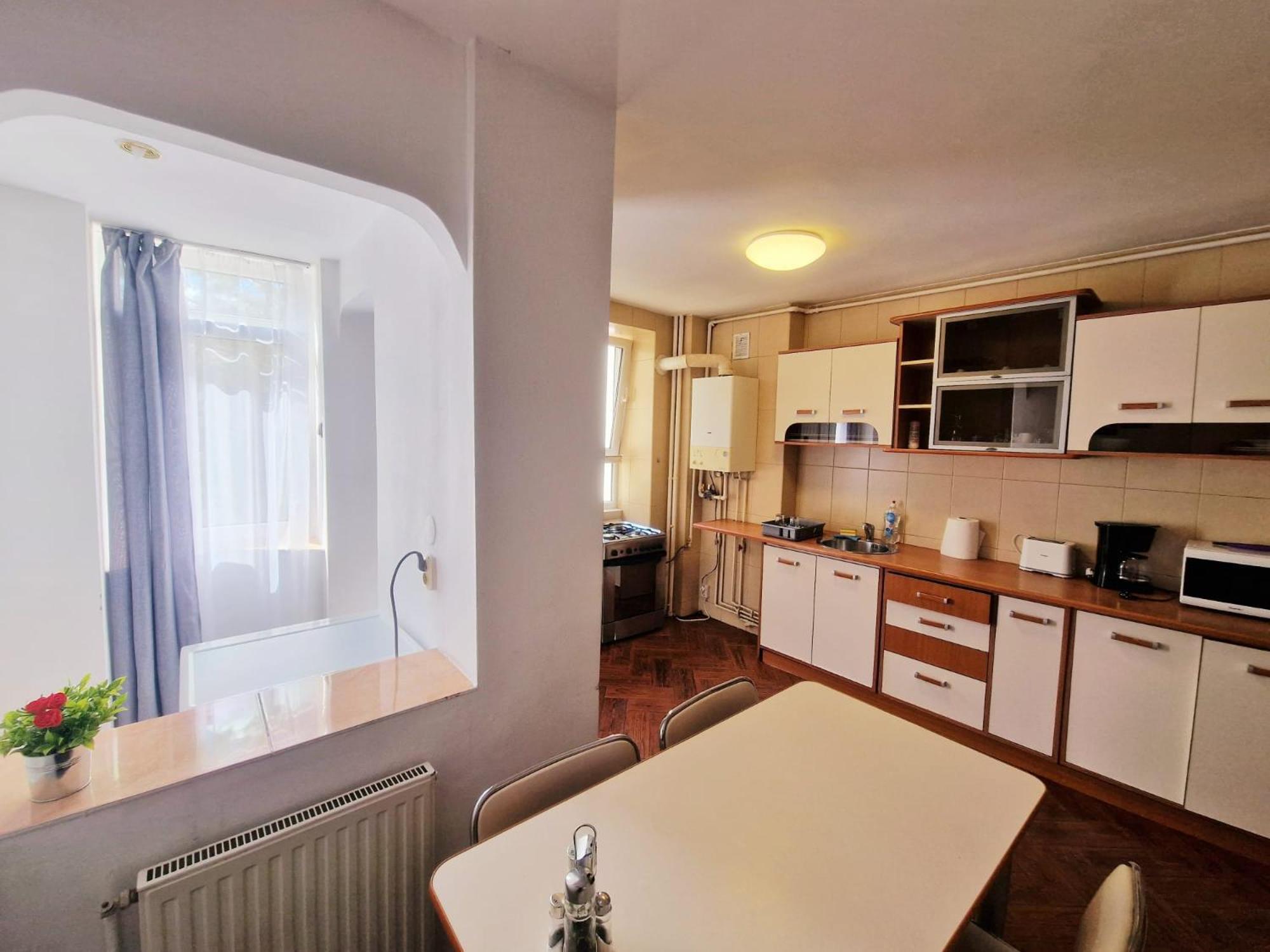 Stephanie Apartment-Centru Civic Braşov Exteriör bild