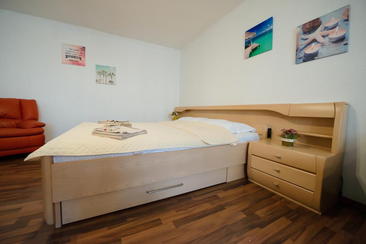 Stephanie Apartment-Centru Civic Braşov Exteriör bild