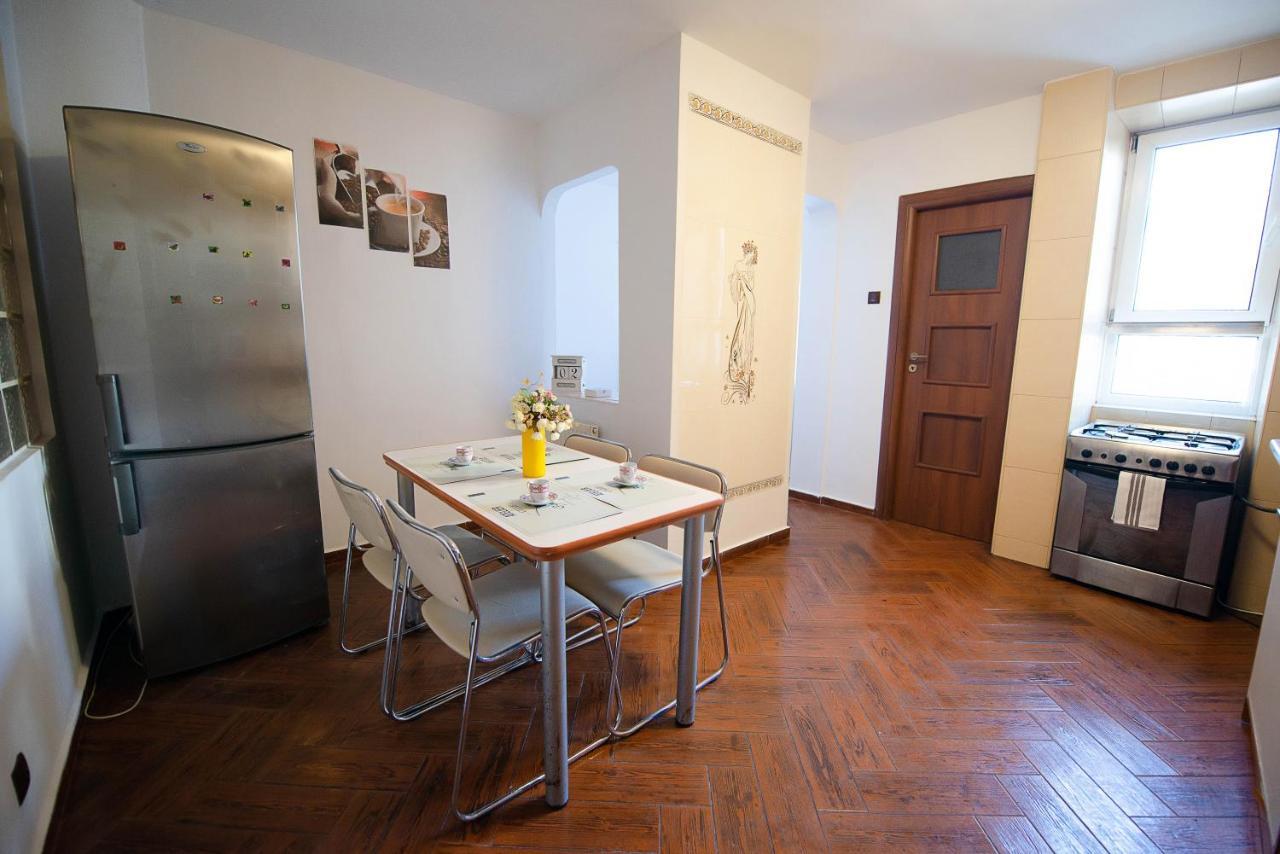Stephanie Apartment-Centru Civic Braşov Exteriör bild